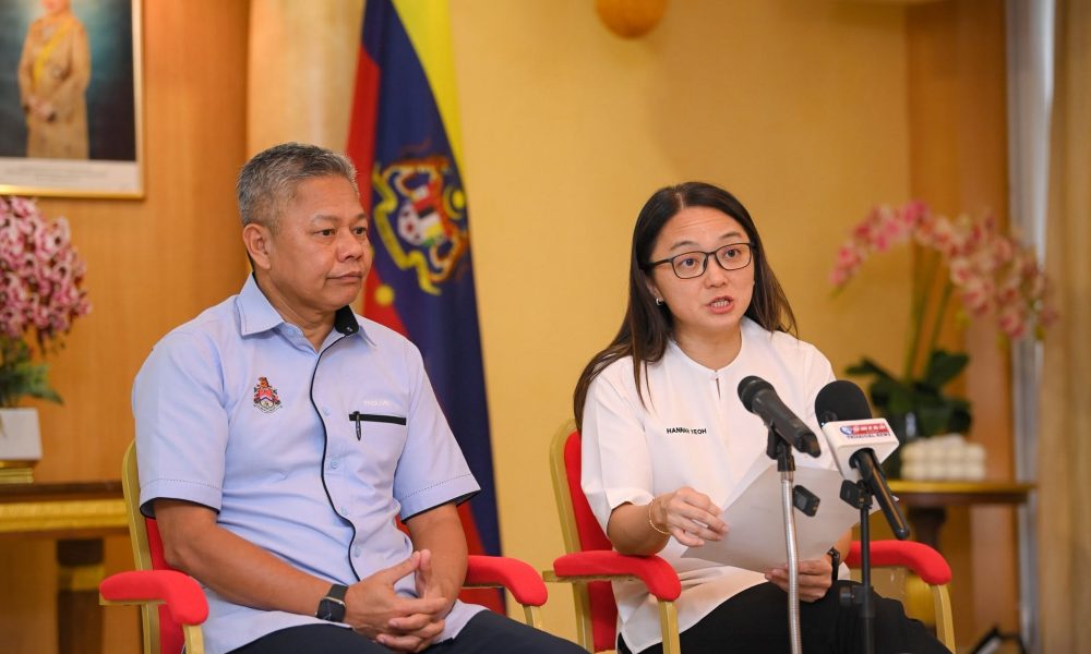 Hannah Yeoh dan percubaan mengubah cara Kuala Lumpur ditadbir Hannah Yeoh dan percubaan mengubah cara Kuala Lumpur ditadbir