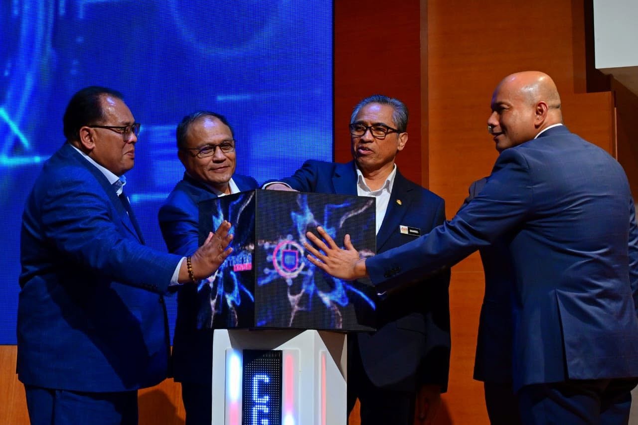Tahniah! PTPTN raih pengiktirafan berprestij, 5 bintang cemerlang keselamatan perlindungan Tahniah! PTPTN raih pengiktirafan berprestij, 5 bintang cemerlang keselamatan perlindungan