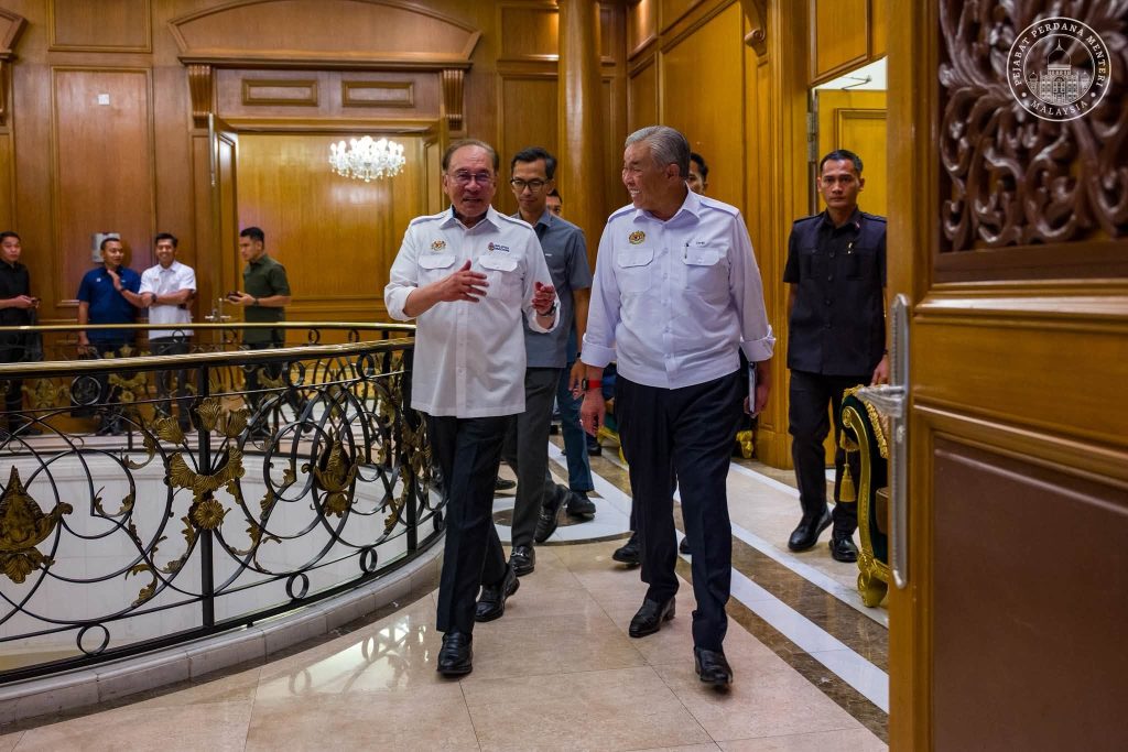 Berbeza langkah, jangan putus kawan.. selagi muafakat, kita sehaluan – PM Anwar Berbeza langkah, jangan putus kawan.. selagi muafakat, kita sehaluan – PM Anwar