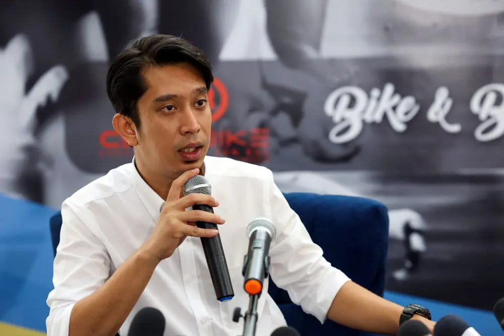 Adam Adli mahu jadikan PRN Melaka ‘tapak baharu’ bina kekuatan gelombang merah Adam Adli mahu jadikan PRN Melaka ‘tapak baharu’ bina kekuatan gelombang merah