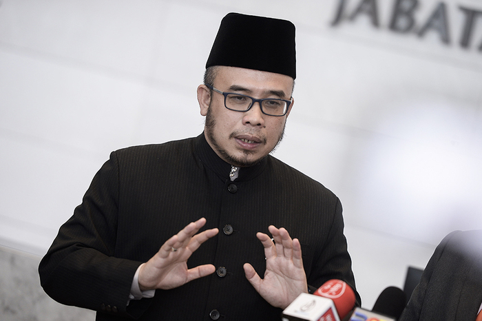 Isu perobohan kuil: Mufti Perlis minta hormati undang-undang, jangan gunakan sentimen agama! Isu perobohan kuil: Mufti Perlis minta hormati undang-undang, jangan gunakan sentimen agama!