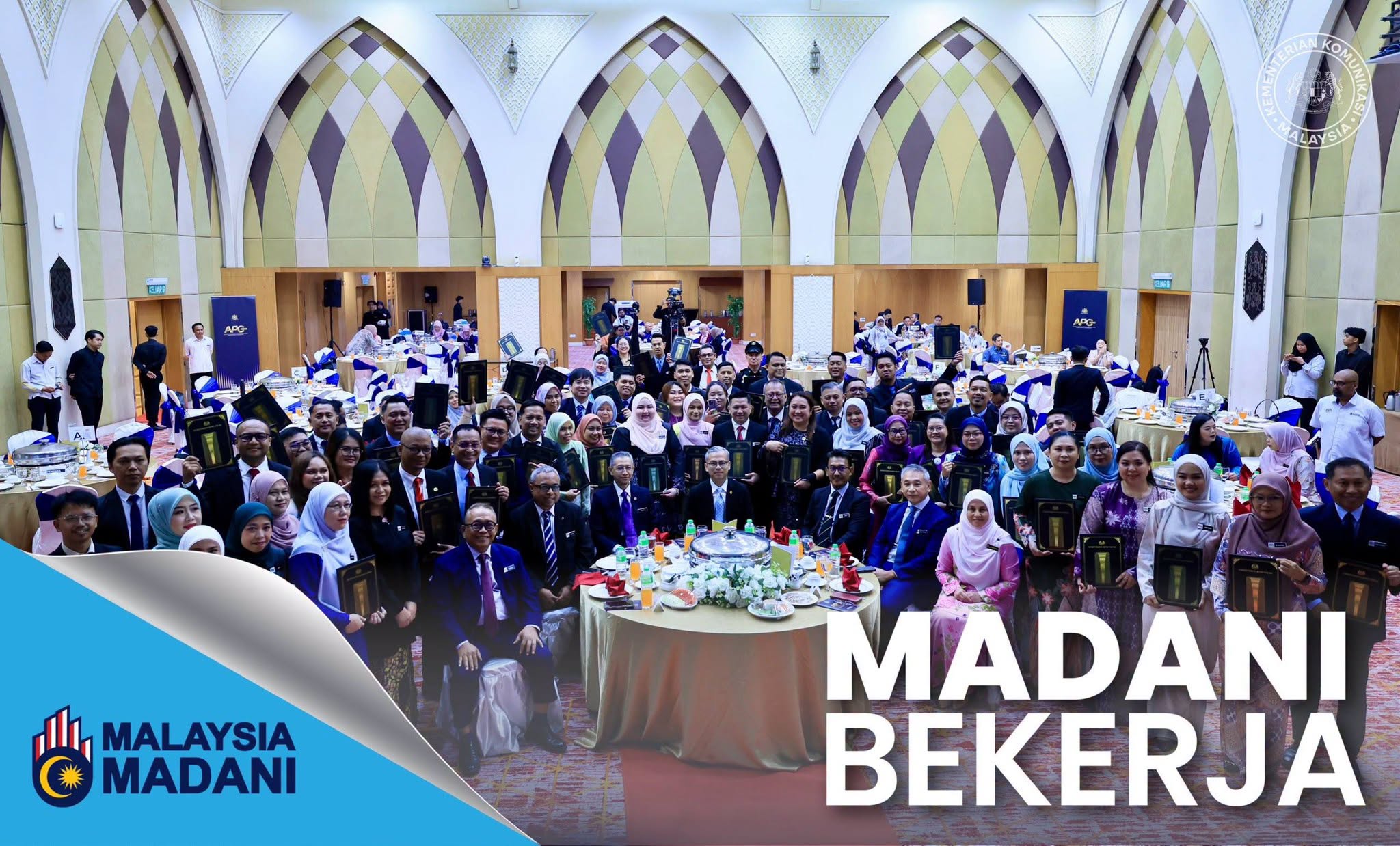 Ekonomi rakyat jadi keutamaan, kerajaan mahu manfaat dirasai hingga ke kocek rakyat Ekonomi rakyat jadi keutamaan, kerajaan mahu manfaat dirasai hingga ke kocek rakyat