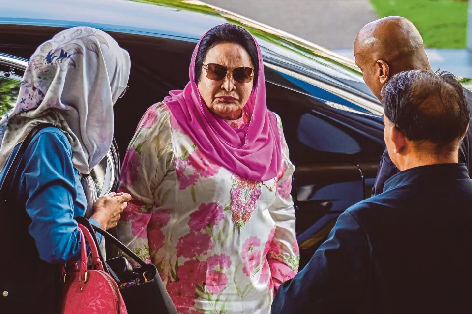 Kes 43 barang kemas hilang, Rosmah dapat penangguhan bayaran RM67.46 juta Kes 43 barang kemas hilang, Rosmah dapat penangguhan bayaran RM67.46 juta
