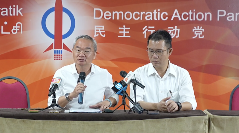 DAP kekal atau keluar kerajaan? 4,264 perwakilan buat keputusan 16 Ogos ini DAP kekal atau keluar kerajaan? 4,264 perwakilan buat keputusan 16 Ogos ini