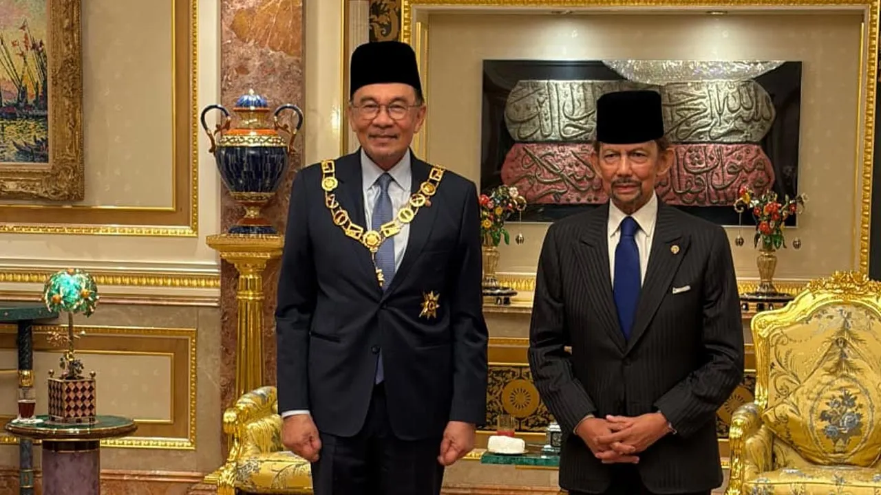 PM Anwar terima pingat tertinggi Brunei, dikurniakan gelaran Dato Laila Utama PM Anwar terima pingat tertinggi Brunei, dikurniakan gelaran Dato Laila Utama
