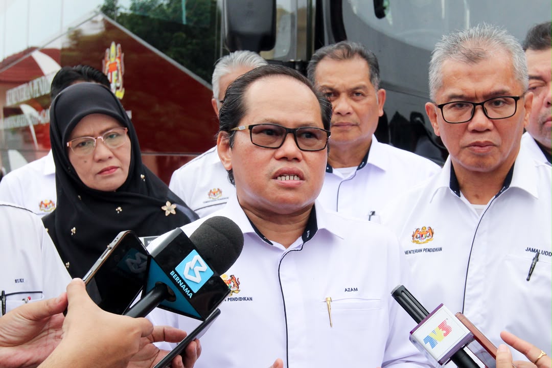 Guru didakwa pukul murid, tampar ibu: KPM serah kepada JPN, PPD ambil tindakan Guru didakwa pukul murid, tampar ibu: KPM serah kepada JPN, PPD ambil tindakan