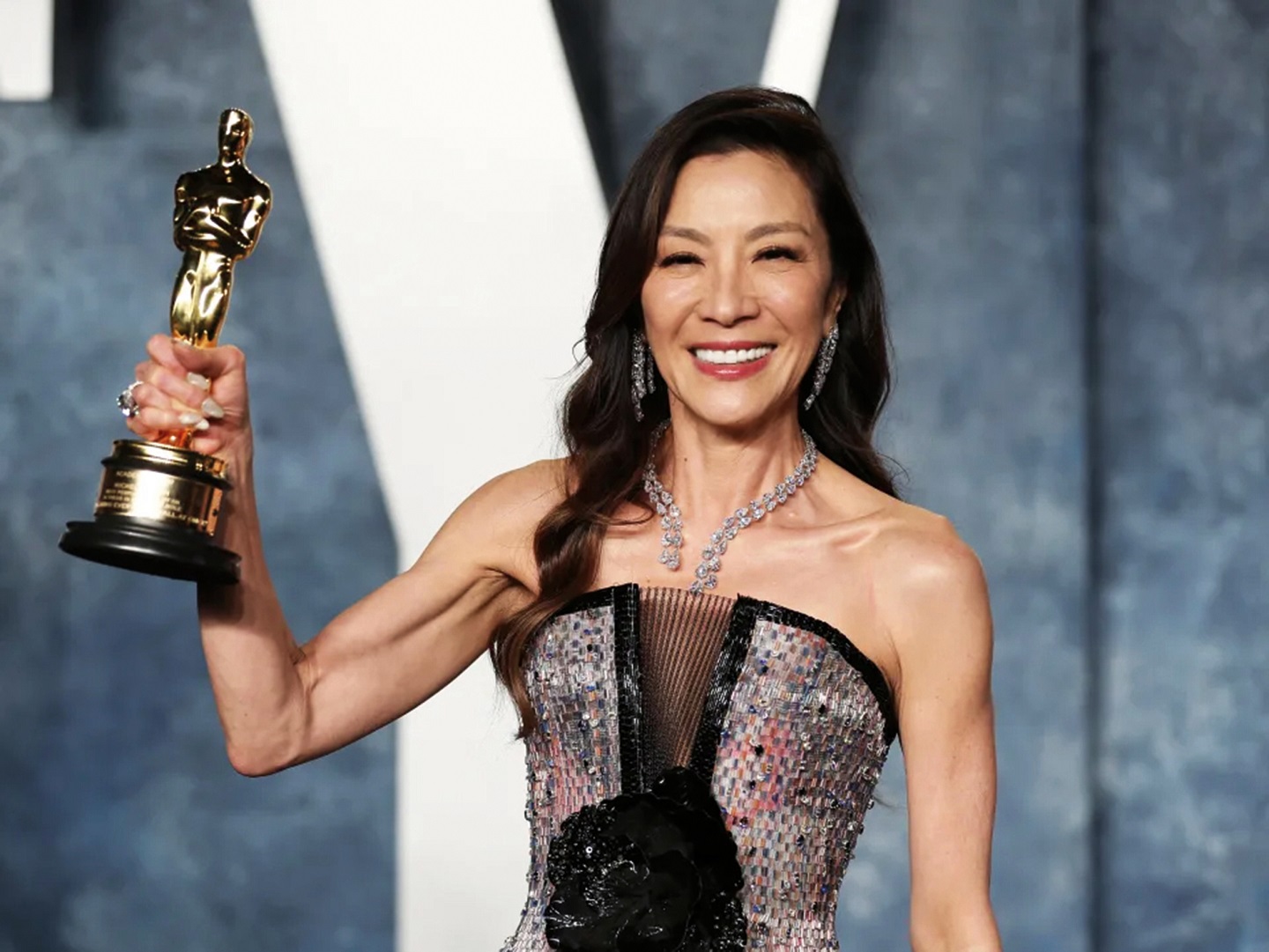 Dari Hollywood hingga ke Putrajaya, ini 10 wanita sedang mencorak masa depan Malaysia! Dari Hollywood hingga ke Putrajaya, ini 10 wanita sedang mencorak masa depan Malaysia!
