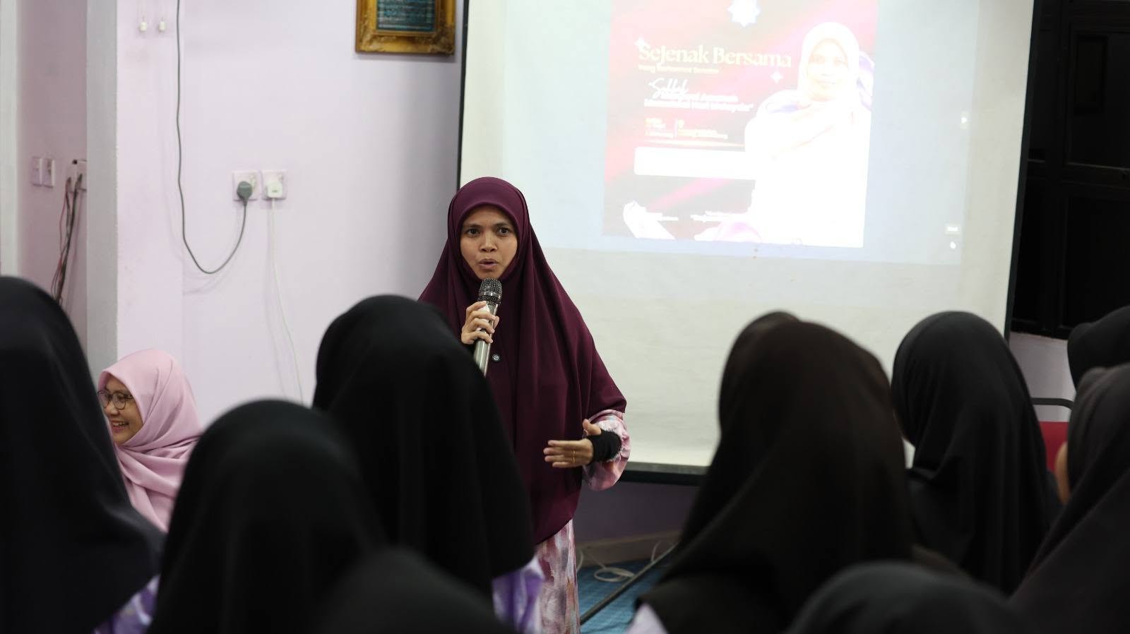 Beri tempoh 24 jam! Timb. Menteri Agama sangkal tuduhan sebar dukun, azimat & ‘New Age’ Beri tempoh 24 jam! Timb. Menteri Agama sangkal tuduhan sebar dukun, azimat & ‘New Age’