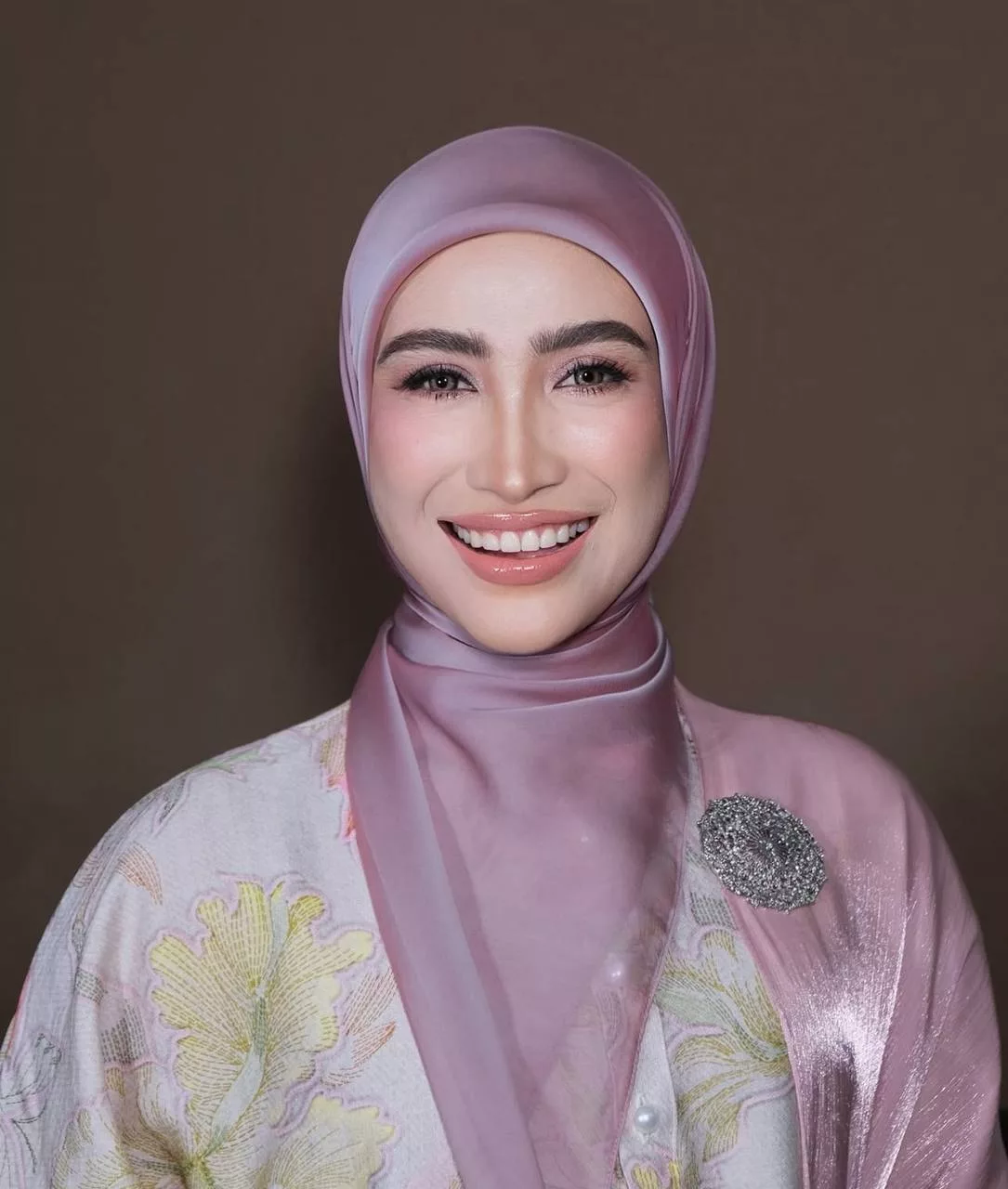 Ozlynn jawab isu lelaki miskin dilarang kahwin – “Boleh nikah asalkan…” Ozlynn jawab isu lelaki miskin dilarang kahwin – “Boleh nikah asalkan…”