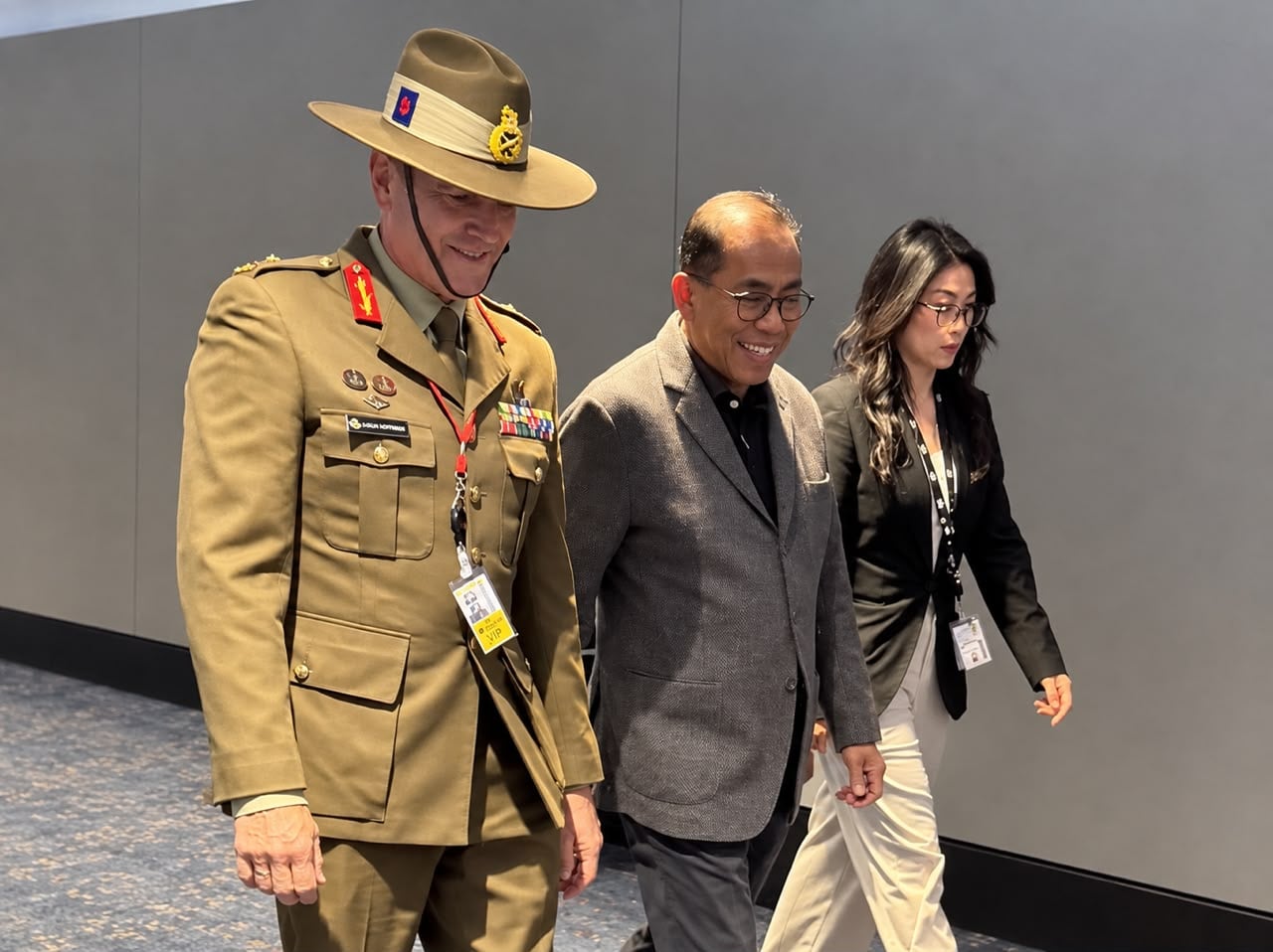 Khaled Nordin tiba di Australia, perkukuh hubungan pertahanan Malaysia-Australia Khaled Nordin tiba di Australia, perkukuh hubungan pertahanan Malaysia-Australia