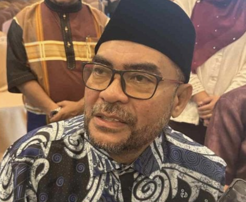 Percepatkan PRU16? PM tak perlu layan desakan UMNO, lebih penting selesaikan isu rakyat – Mujahid Percepatkan PRU16? PM tak perlu layan desakan UMNO, lebih penting selesaikan isu rakyat – Mujahid
