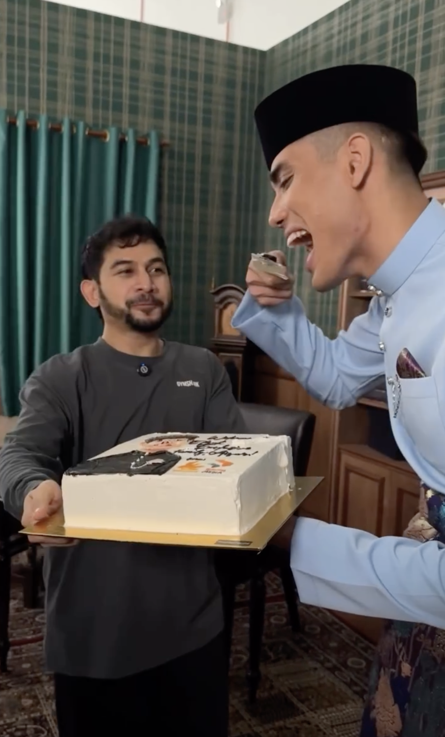Zaman sekarang ramai cepat kritik, hukum! Aisar Khaled seorang yang jujur, suka memberi – El Azman Zaman sekarang ramai cepat kritik, hukum! Aisar Khaled seorang yang jujur, suka memberi – El Azman