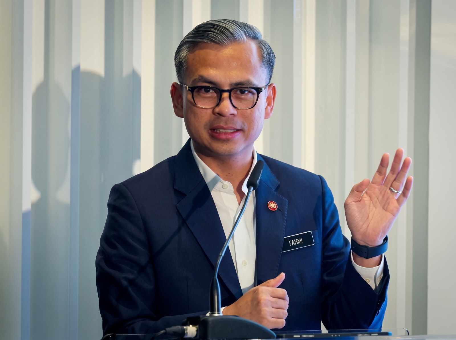 Fahmi Fadzil yakin Jemaah Menteri kekal komited, pertahan kestabilan politik hingga tamat penggal Fahmi Fadzil yakin Jemaah Menteri kekal komited, pertahan kestabilan politik hingga tamat penggal