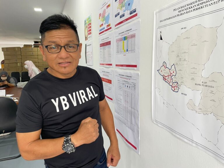 Pernah digelar ‘YB tembak babi’! Norhizam sedia berkhidmat sekali lagi Pernah digelar ‘YB tembak babi’! Norhizam sedia berkhidmat sekali lagi