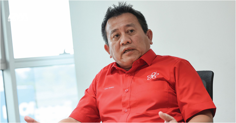 Meninggal selepas 11 hari ditahan, Tun Faisal desak KPN beri penjelasan Meninggal selepas 11 hari ditahan, Tun Faisal desak KPN beri penjelasan